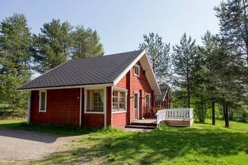 Фото номера Просторный коттедж с 2 спальнями Дома для отпуска Lentiira Holiday Village г. Lentiira 7